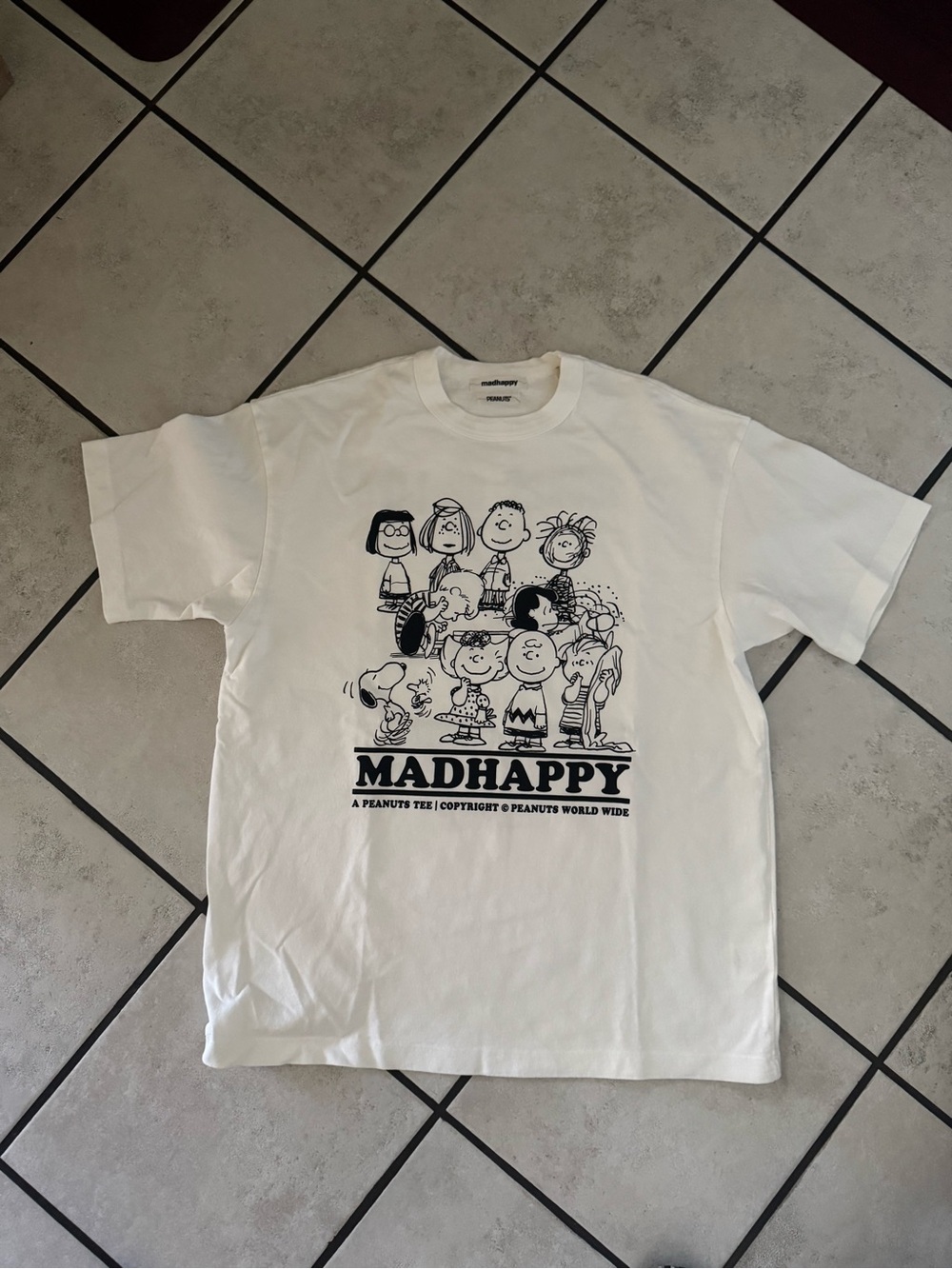 Madhappyx Peanuts tee